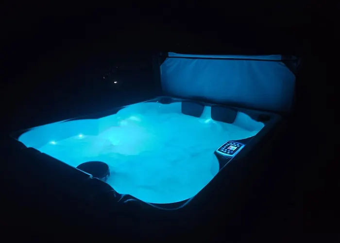 Casa Do Simao, Acores - Now With Hot Tub!