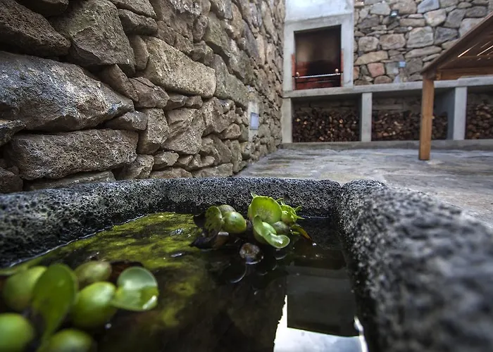 Casa Do Simao, Acores - Now With Hot Tub!